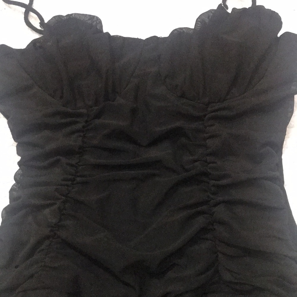TOPS - Picture 2 of 5